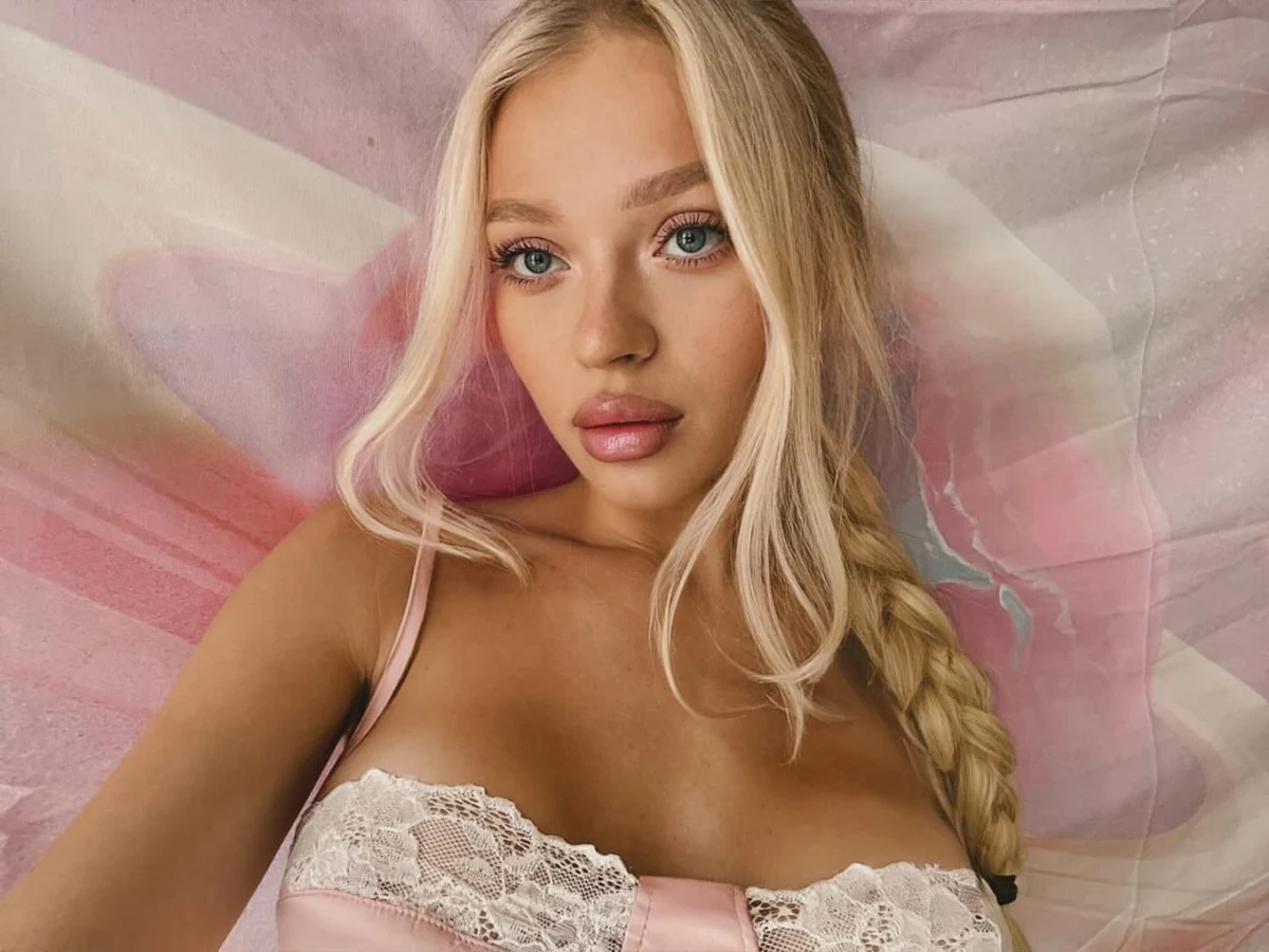 Blondi эскорт в городе Москва