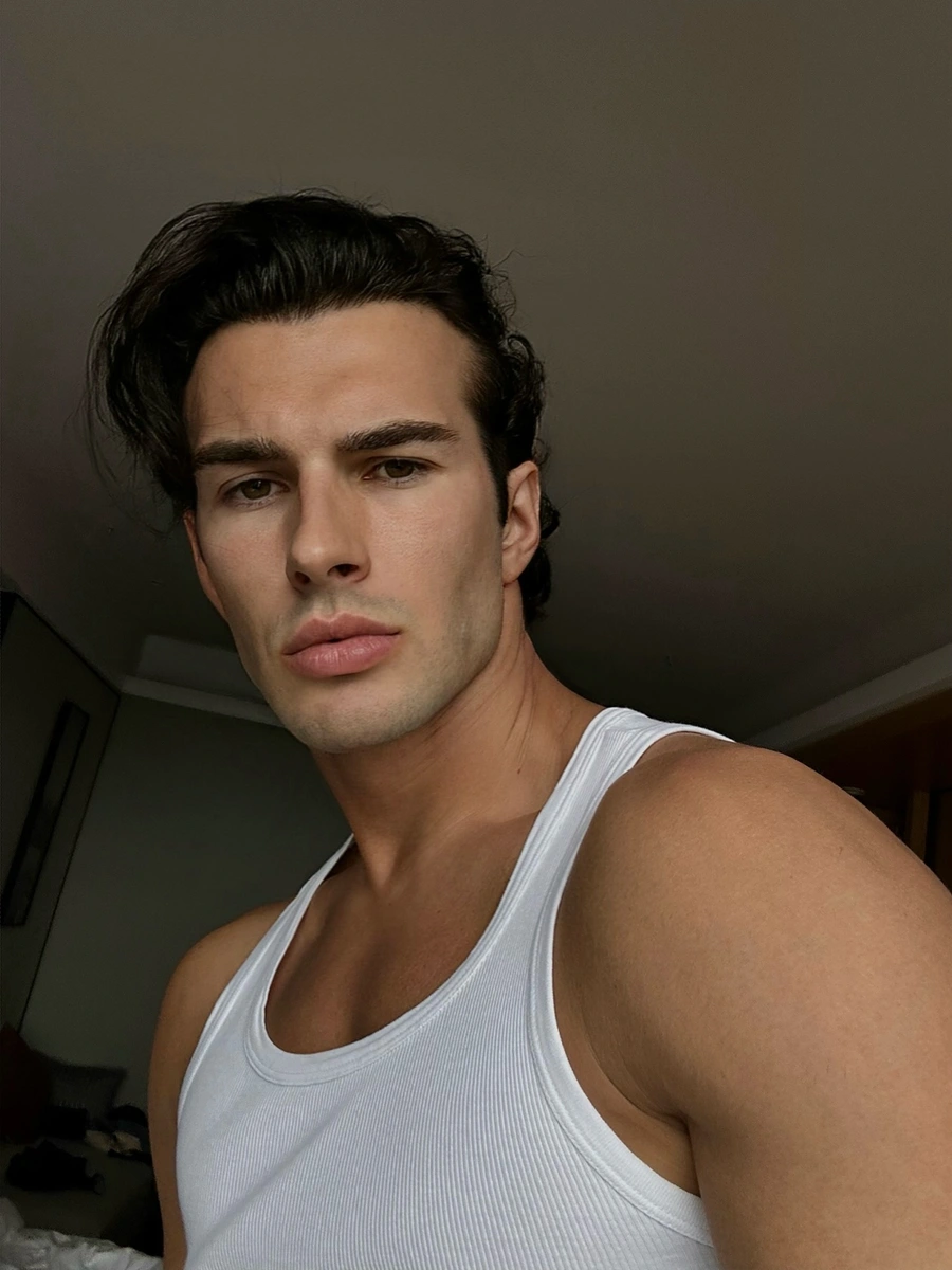 Дэвид эскорт в городе Москва