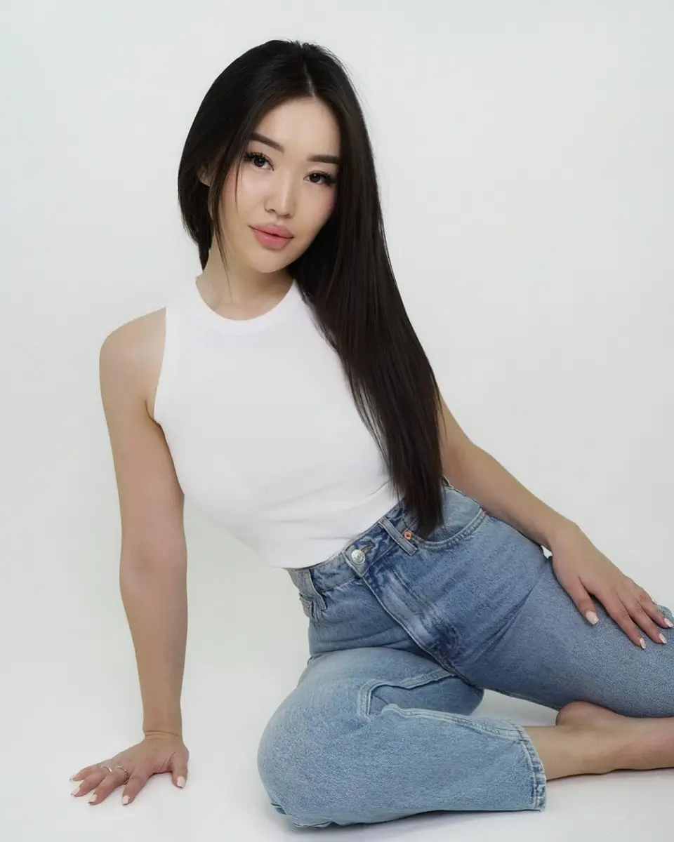 Карина эскорт в городе Москва