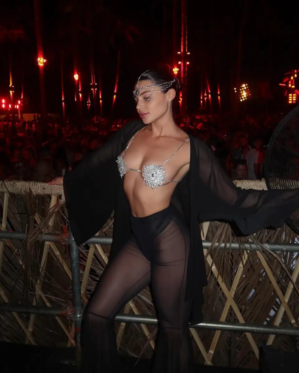 Лео эскорт в городе Москва