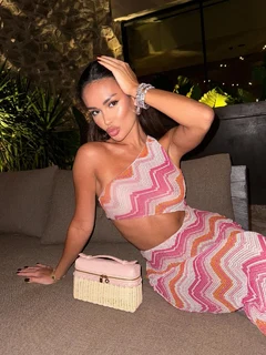 Лора эскорт в городе Москва