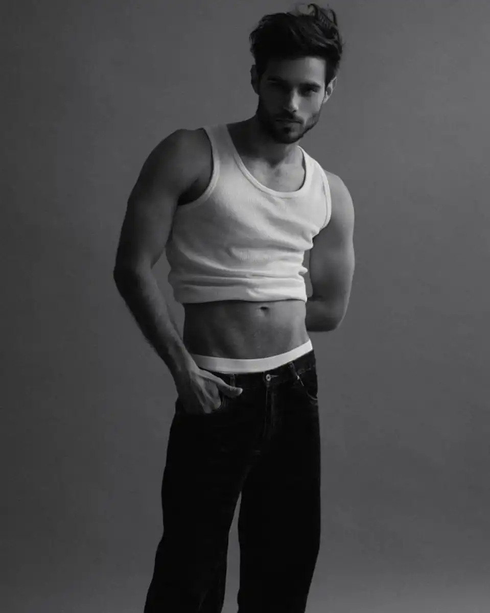 Роман эскорт в городе Москва