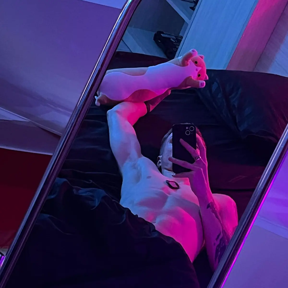 Саймон эскорт в городе Москва