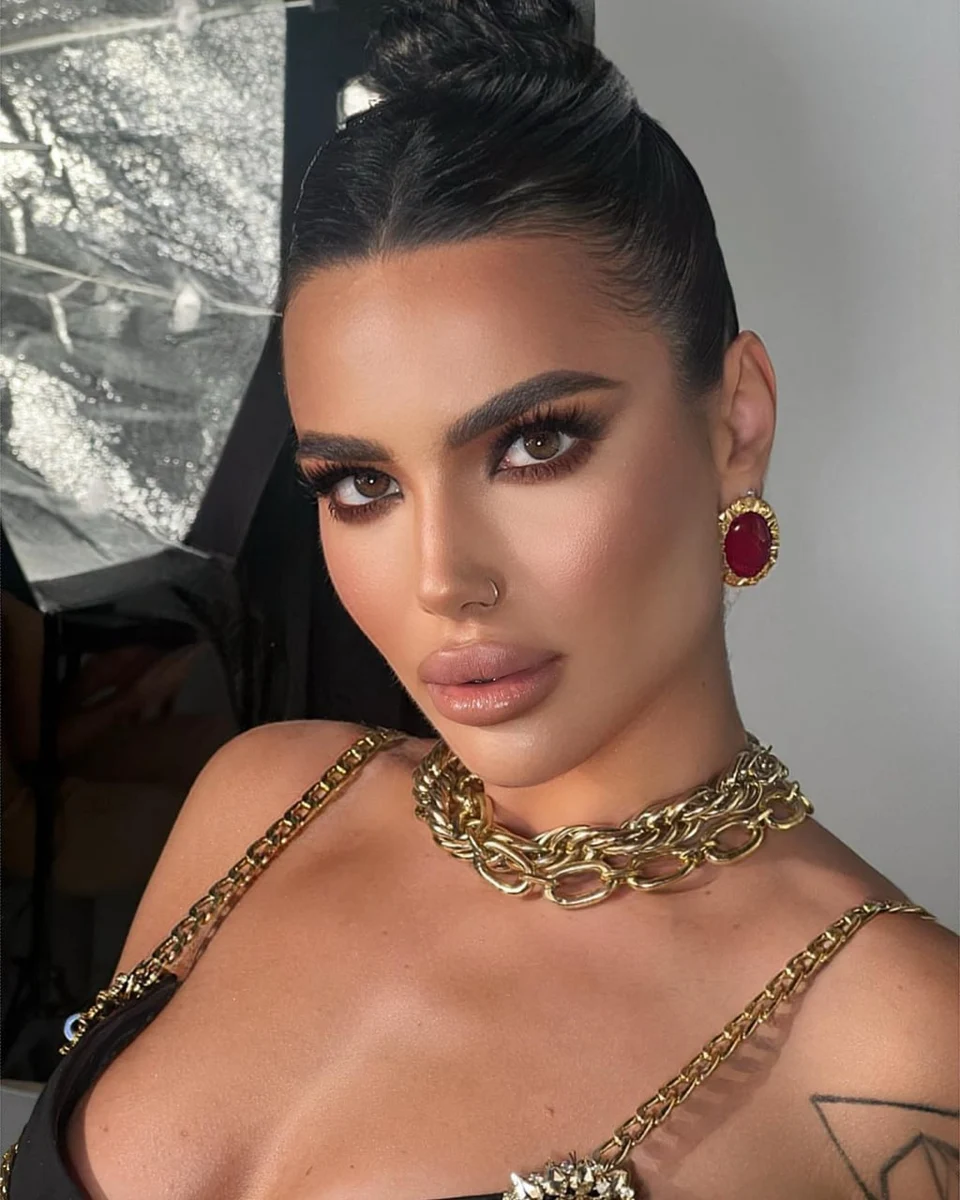 Виола эскорт в городе Москва